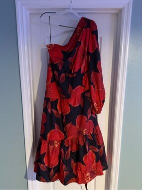 one shoulder dress